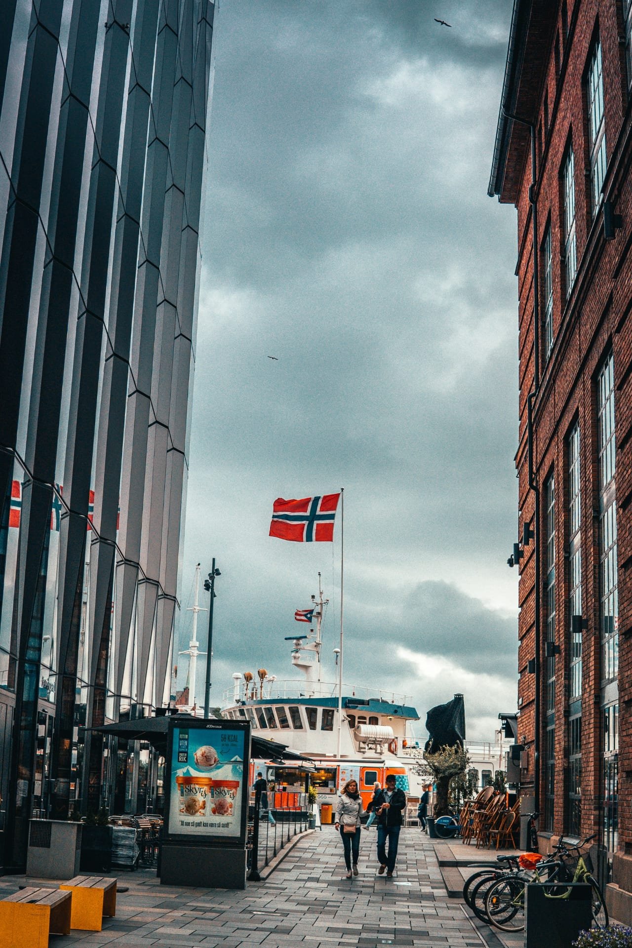 sagatours-oslo-walking